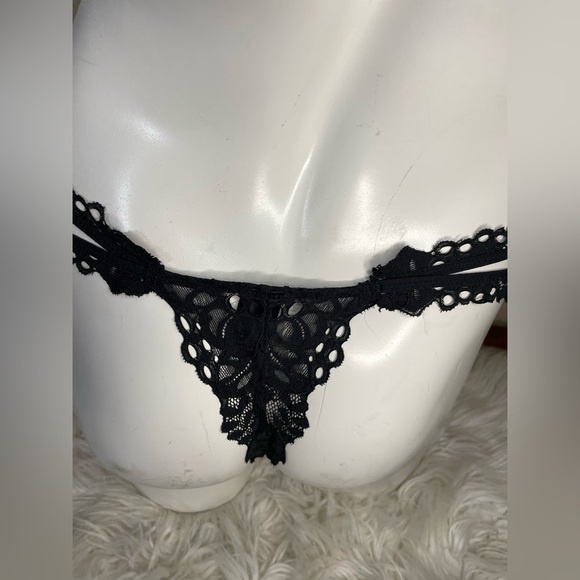 Victoria’s Secret Very Sexy Push Up Bra & Panty Set VS Limited Edition 🆕 - Picture 13 of 15